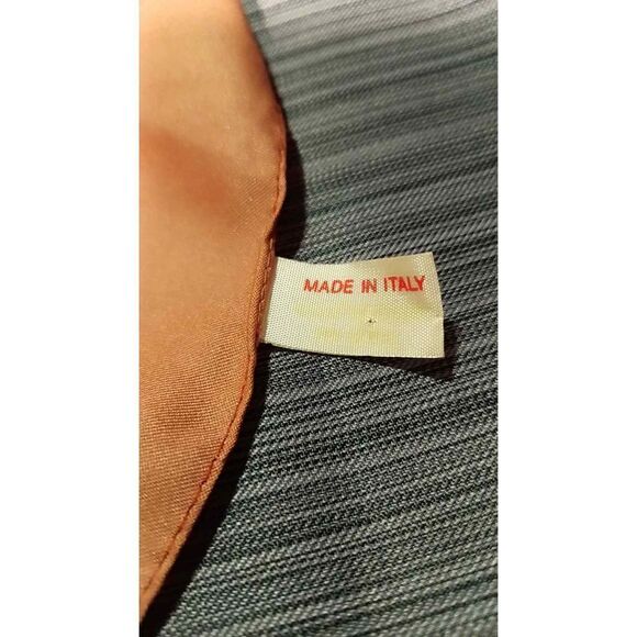 Hand crafted shull . Crosheid D - Picture 2 of 5